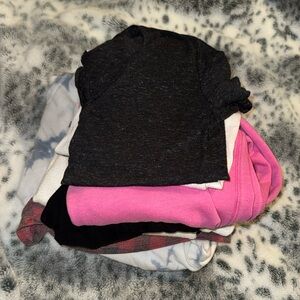 Women’s clothing bundle